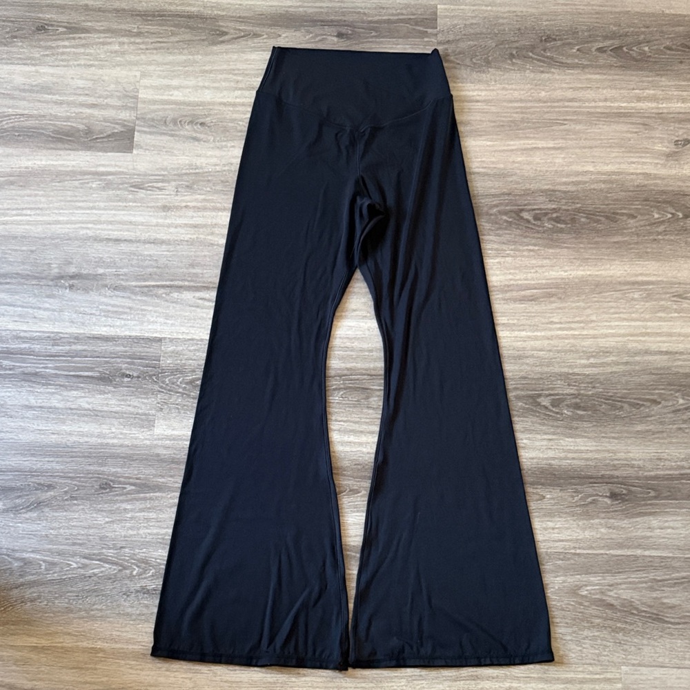 Black High-Waist Flared Yoga Pants Women’s Yoga Tights Size Large